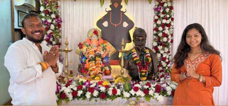 प्रसाद (पिंट्या) गायकवाड यांच्या निवासस्थानी ‘साखरचौथ’ गणेशाची प्रतिष्ठापना