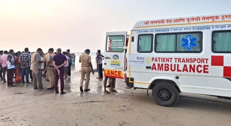 दिवेआगार समुद्रात पर्यटनासाठी आलेले ८ विद्यार्थी बुडाले